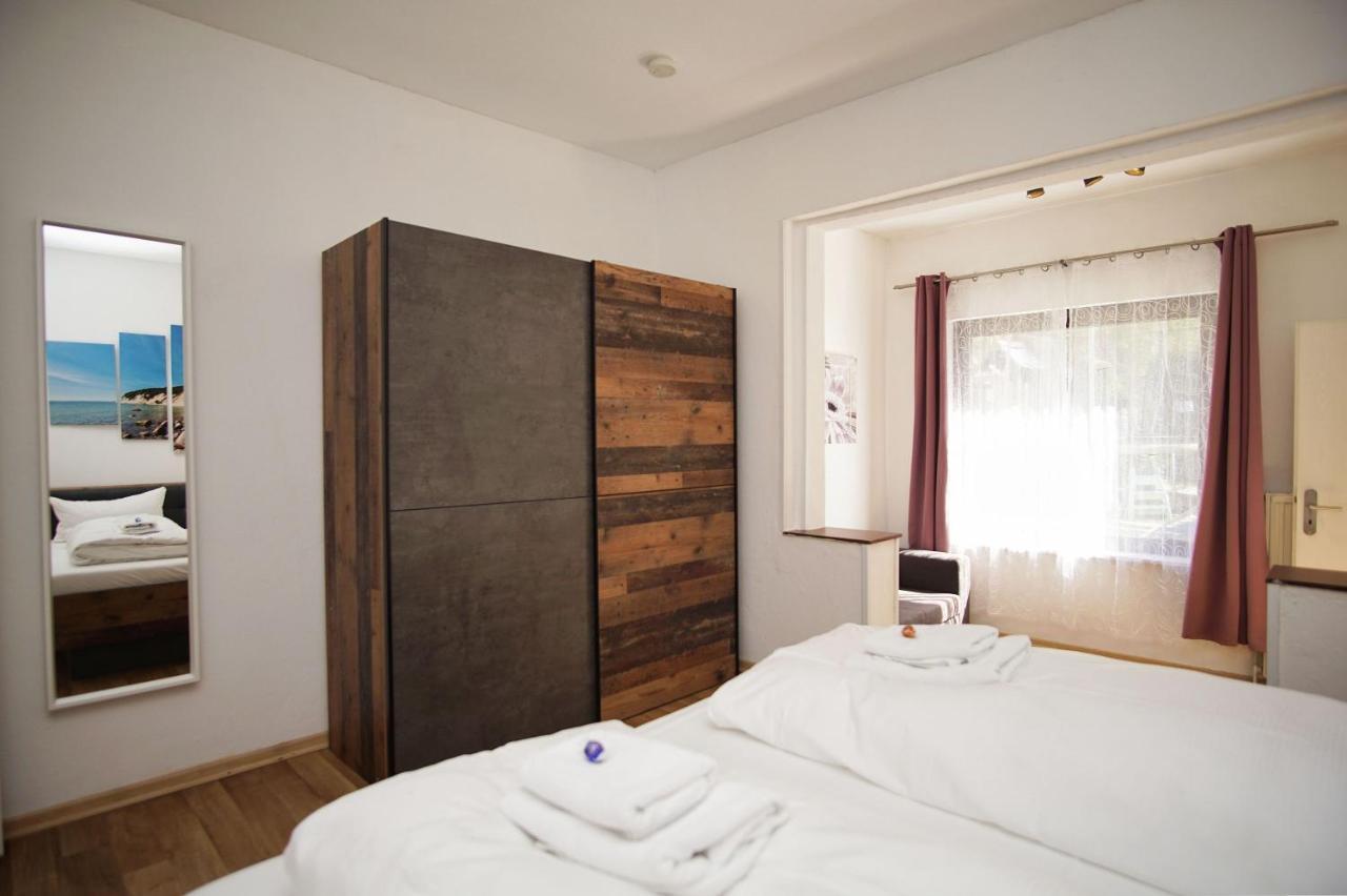 Ferienhus Baabe Fewo 01 Terrasse, Sauna- Und Schwimmbadnutzung Im Ahoi Sellin Ngoại thất bức ảnh