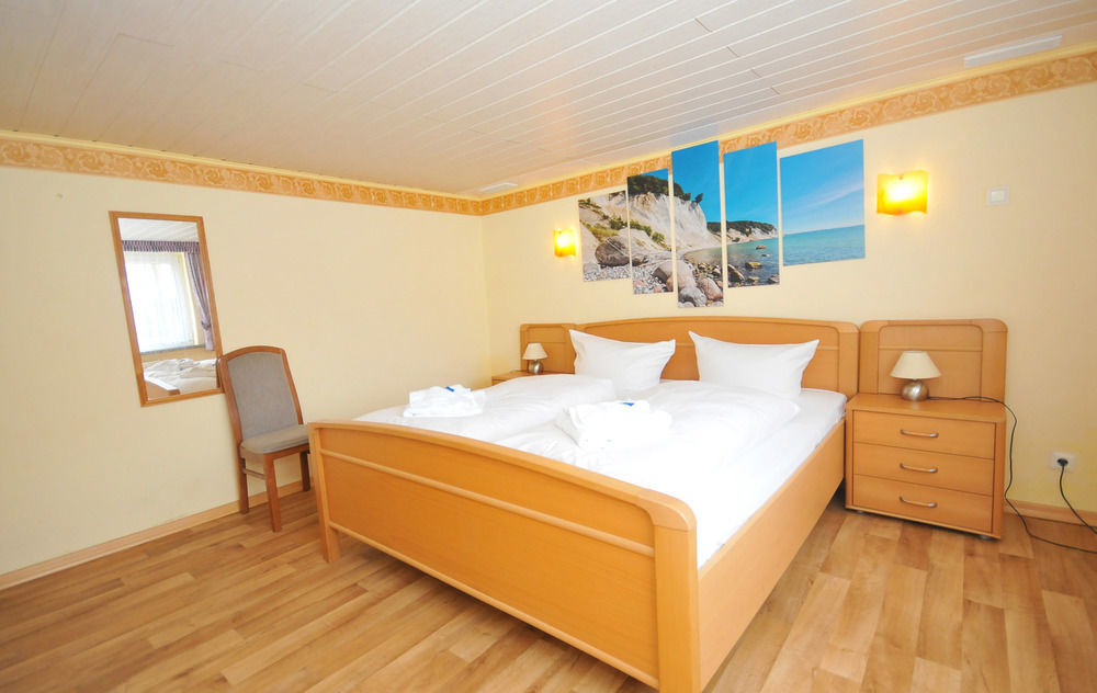 Ferienhus Baabe Fewo 01 Terrasse, Sauna- Und Schwimmbadnutzung Im Ahoi Sellin Ngoại thất bức ảnh