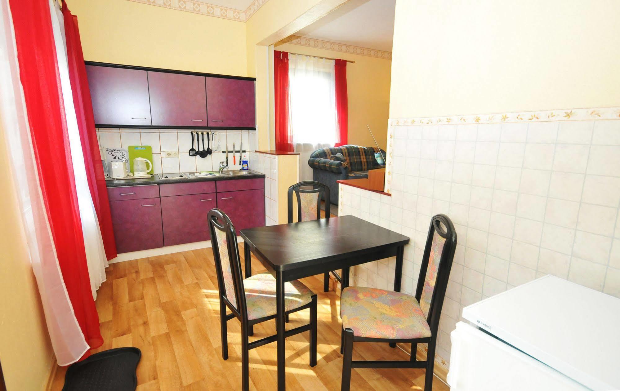 Ferienhus Baabe Fewo 01 Terrasse, Sauna- Und Schwimmbadnutzung Im Ahoi Sellin Ngoại thất bức ảnh