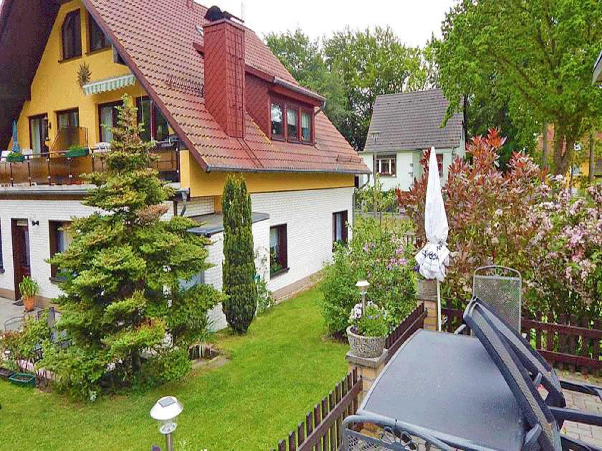 Ferienhus Baabe Fewo 01 Terrasse, Sauna- Und Schwimmbadnutzung Im Ahoi Sellin Ngoại thất bức ảnh